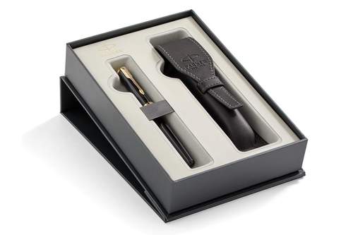 Перьевая ручка Parker Sonnet Black Lacquer GT + чехол из экокожи