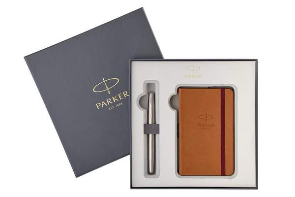 Подарочный набор Parker: Перьевая ручка Parker Sonnet Stainless Steel + блокнот