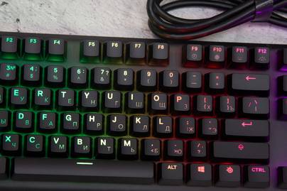 Полноразмерная клавиатура с RGB подсветкой Гравировка клавиатур - примеры наших работ