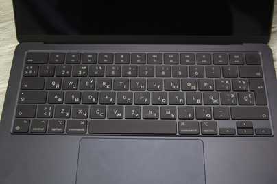 Испанский Macbook Гравировка клавиатур Apple - примеры наших работ