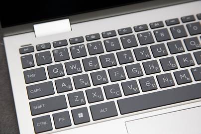 Envy x360 с подсветкой фото №1 Гравировка клавиатур - примеры наших работ