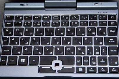 Миниатюрный ноутбук SZBOX 8 фото №1 Гравировка клавиатур - примеры наших работ