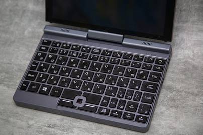 Миниатюрный ноутбук SZBOX 8 Гравировка клавиатур - примеры наших работ