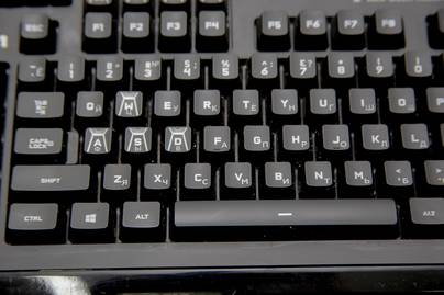 G910 фото №2 Гравировка клавиатур - примеры наших работ
