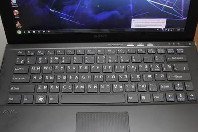 Ноутбук Sony Vaio Z с подсветкой клавиатуры Гравировка клавиатур - примеры наших работ