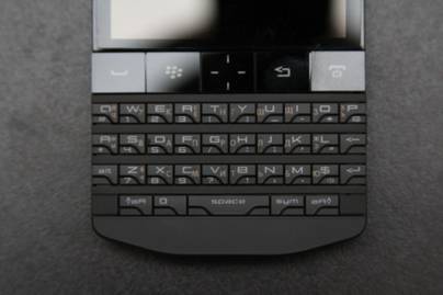 BlackBerry Porsche 9981 Гравировка клавиатур телефонов - примеры наших работ