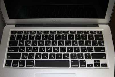 Macbook Air с подсветкой (11,13 дюймов) Гравировка клавиатур Apple - примеры наших работ