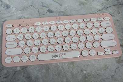 K380 Cony Friends Гравировка клавиатур - примеры наших работ