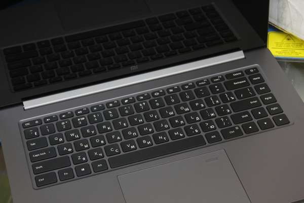 Mi Pro 15' в черном корпусе Лазерная гравировка клавиатур Xiaomi - примеры наших работ