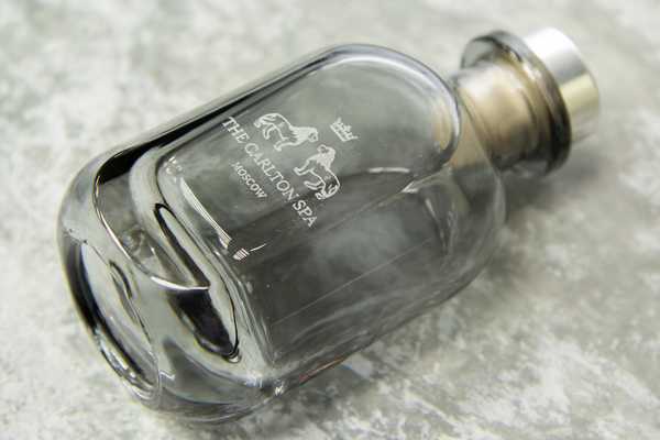 Логотип отеля для емкости под мыло  - примеры наших работ