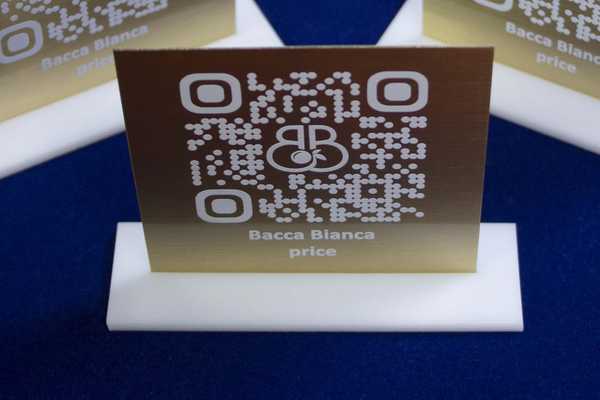  Таблички с QR-кодом - примеры наших работ