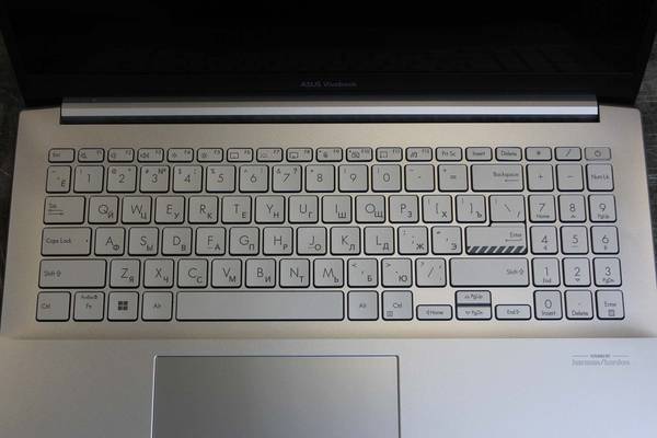 Vivobook с белой клавиатурой  - примеры наших работ