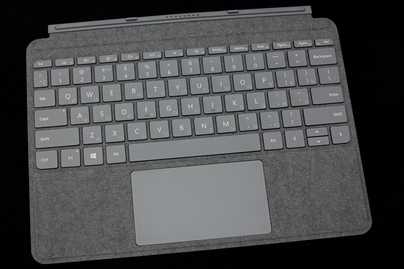 Surface Go Type Cover Лазерная гравировка клавиатур Microsoft - примеры наших работ