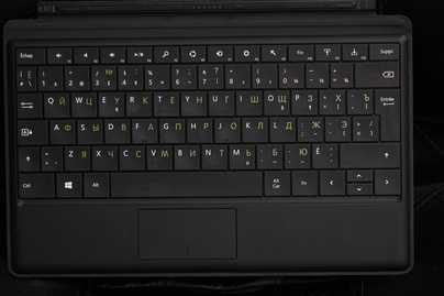 Цветная гравировка Surface Лазерная гравировка клавиатур Microsoft - примеры наших работ