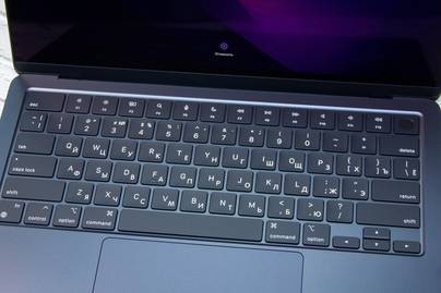 Macbook Pro 14 с процессором M2 Гравировка клавиатур Apple - примеры наших работ