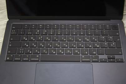 Испанский Macbook Гравировка клавиатур Apple - примеры наших работ