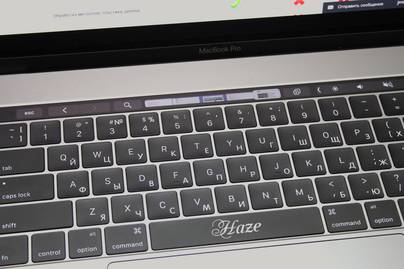 Macbook Pro 15 с Touch Bar фото №2 Гравировка клавиатур Apple - примеры наших работ