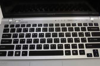 Ноутбук Sony Vaio с подсветкой клавиатуры Гравировка клавиатур - примеры наших работ