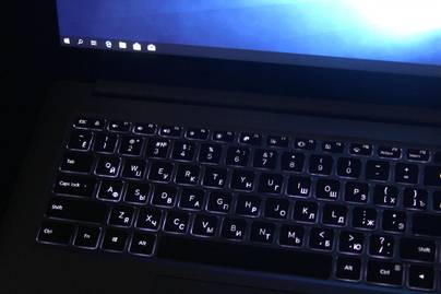 Подсветка русских букв после нашей гравировки Лазерная гравировка клавиатур Xiaomi - примеры наших работ