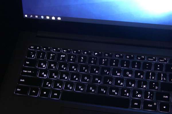 Подсветка русских букв после нашей гравировки Лазерная гравировка клавиатур Xiaomi - примеры наших работ