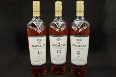 Нанесение имен на бутылки виски Macallan Гравировка на стекле - примеры наших работ