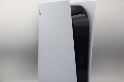 на корпусе Sony Playstation Гравировка на пластике - примеры наших работ