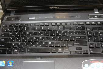 Ноутбук Toshiba Satellite с подсветкой клавиатуры Гравировка клавиатур - примеры наших работ