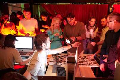 День рождения студии Артемия Лебедева Выездная гравировка - примеры наших работ