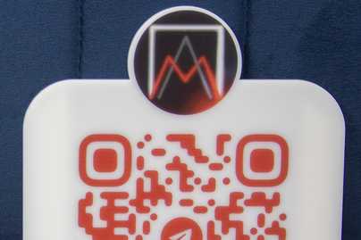  фото №1 Таблички с QR-кодом - примеры наших работ