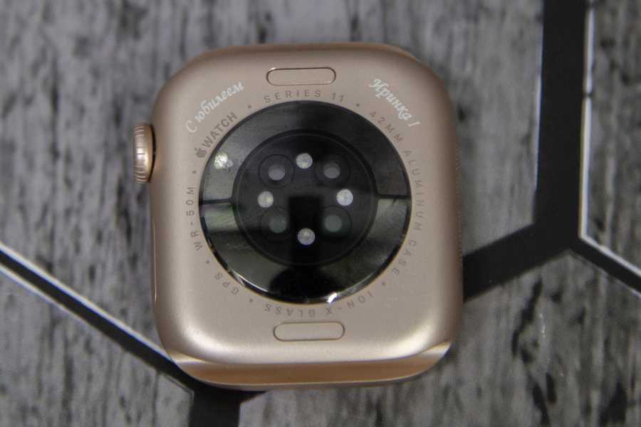 Apple Watch 11 42мм  - примеры наших работ